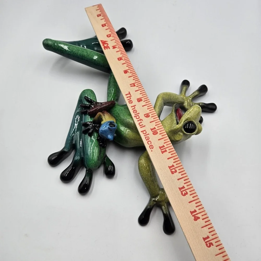 2002 Kitty's Critters Lucy and Lil' Ricky Frogs‎ Colorful Tree Frog Wall Mount